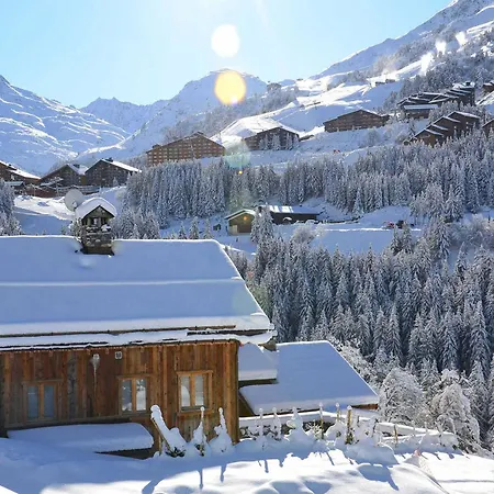 Skis Aux Pieds, Bien Equipe Avec Wi-fi - Les Allues - Fr-1-182-42